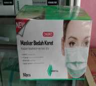 Masker bedah karet