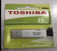 Flashdisk toshiba 8 GB