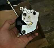 Door lock belakang