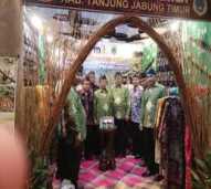 Dekorasi stand pameran stq