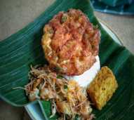 Nasi Bungkus Menu Telor