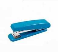 Stapler Sedang